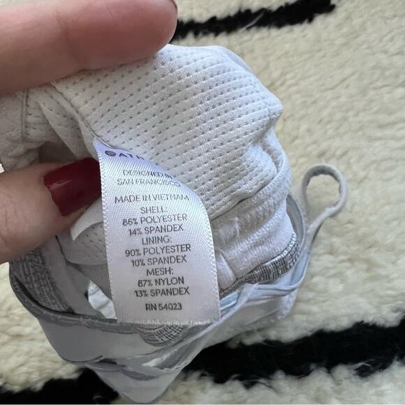 Athleta Gray Jacquard Transcendence Sports Bra - Picture 8 of 10